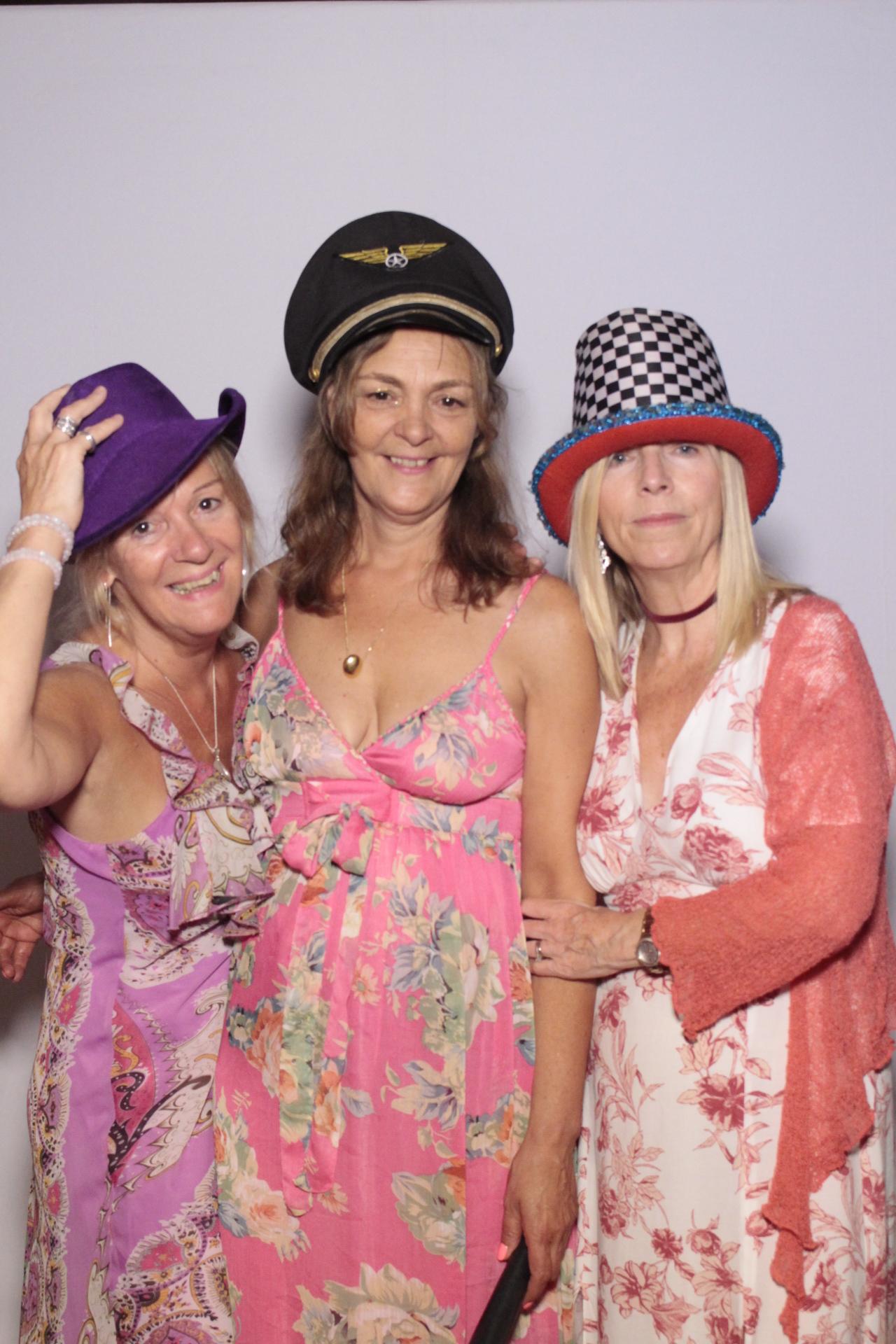 Debbie & Danny's Wedding | View more photos from the event at gallery.myphotoboothexperience.co.uk/u/MyPhotoBoothExperienceLtd/Debbie-Dannys-Wedding
